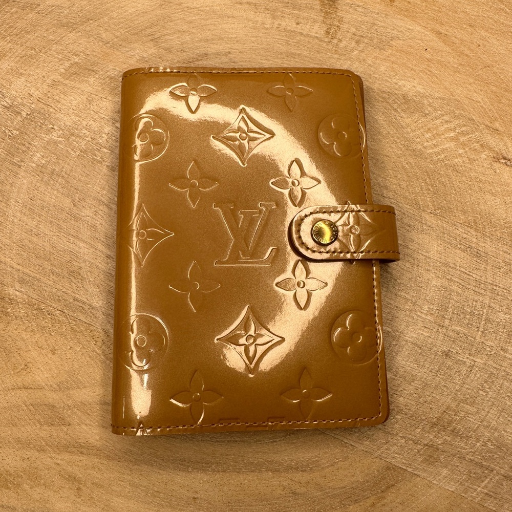 9698 Louis Vuitton Vernis Monogram Leather PM Ring Agenda Cover
